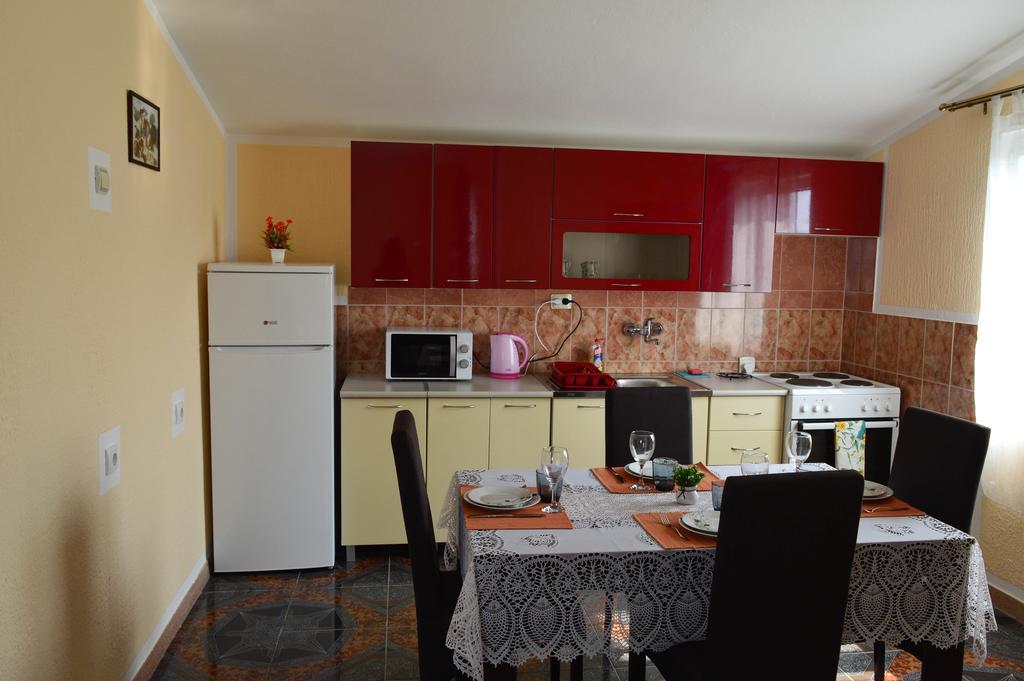 Apartment Sunny Бар Екстер'єр фото